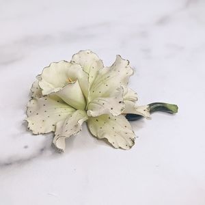 Vintage Capodimonte black & yellow Lily